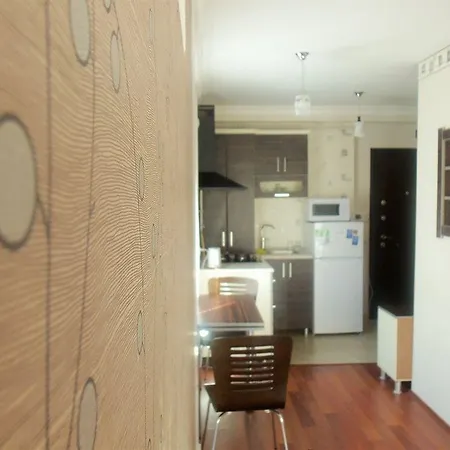 מלון Elma Suites
