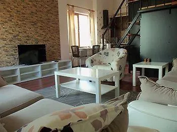 Elma Suites מלון